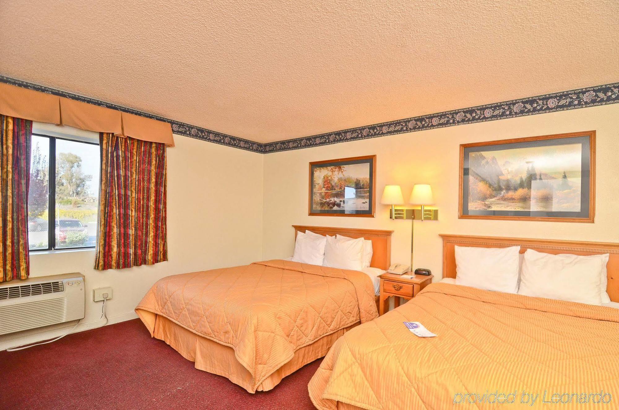 Americas Best Value Inn Stockton Camera foto